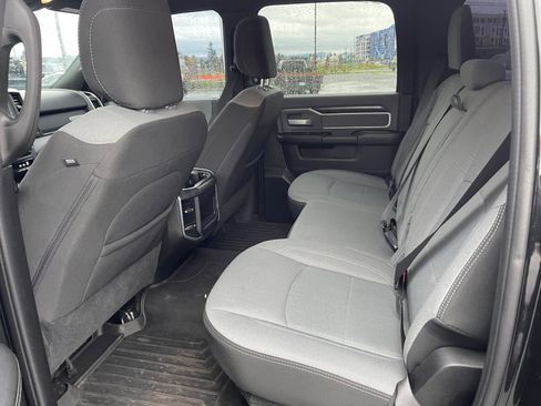 Used 2022 RAM 2500 Big Horn w/ Level A Equipment Group image 9