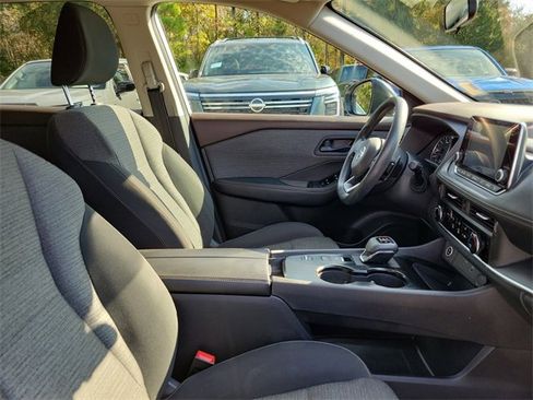 Used 2021 Nissan Rogue S image 33