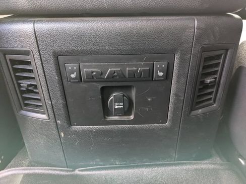 Used 2016 RAM 1500 Laramie w/ Convenience Group AWD/4WD image 25