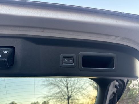 Used 2024 MAZDA CX-30 AWD 2.5 S w/ Premium Package image 24