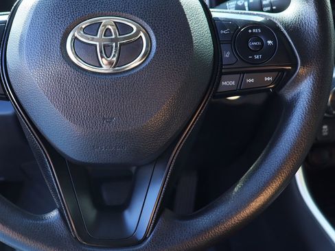 Used 2019 Toyota RAV4 XLE image 53