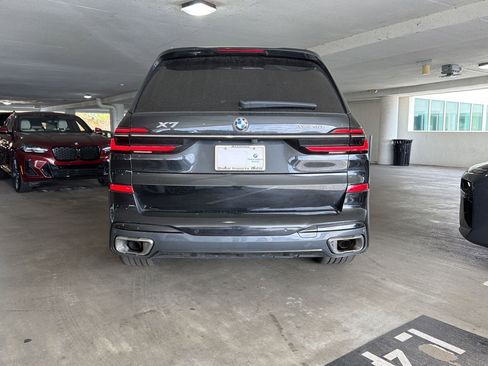 Certified 2023 BMW X7 xDrive40i w/ M Sport Package image 9