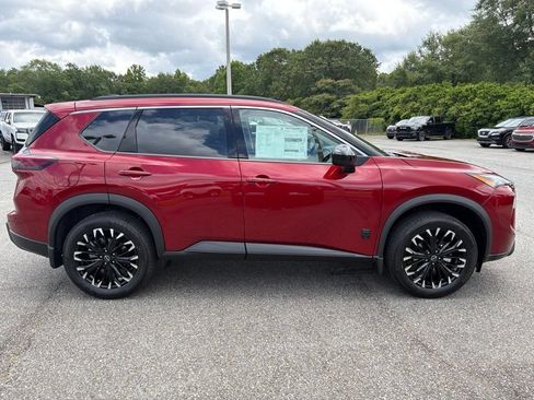 New 2026 Nissan Rogue Dark Armor FWD image 5