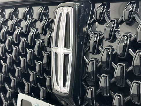 New 2026 Lincoln Aviator Reserve image 14