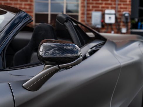 Used 2020 McLaren 720S Performance image 18