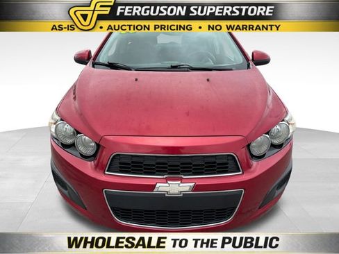 Used 2014 Chevrolet Sonic LT FWD image 2