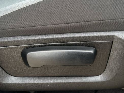 Used 2024 RAM 1500 Classic SLT image 28