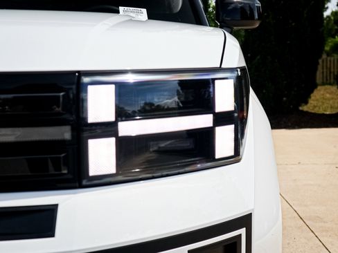 Used 2025 Hyundai Santa Fe XRT image 6