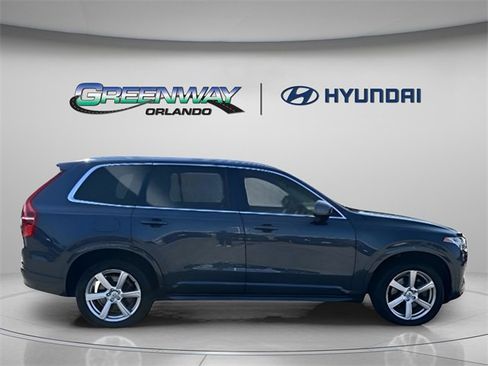 Used 2023 Volvo XC90 B5 Core image 8