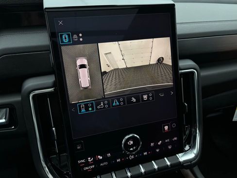 New 2026 GMC Yukon XL Denali w/ Denali Reserve Package image 4