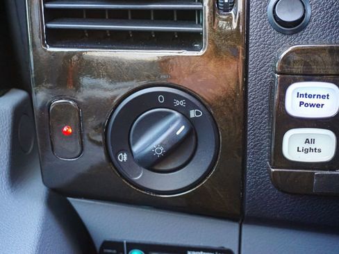 Used 2014 Mercedes-Benz Sprinter 2500 image 78