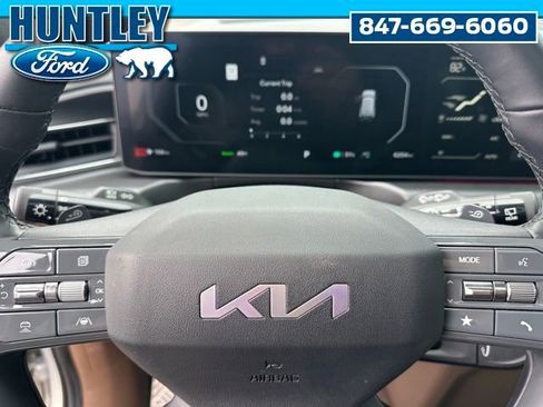 Used 2024 Kia EV9 GT-Line image 42