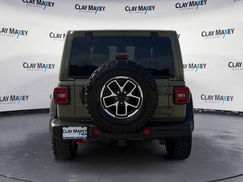 Used 2025 Jeep Wrangler Rubicon w/ Steel Bumper Group AWD/4WD image 4