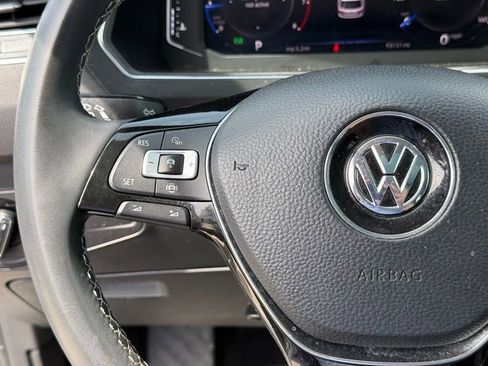 Used 2021 Volkswagen Tiguan SEL image 15