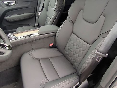 New 2026 Volvo XC60 B5 Plus w/ Protection Package Premier image 15