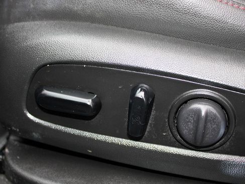 Used 2020 Chevrolet Blazer RS image 26