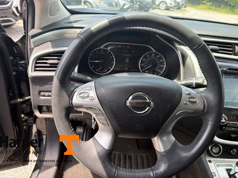 Used 2015 Nissan Murano Platinum w/ Platinum Technology Package AWD/4WD image 16