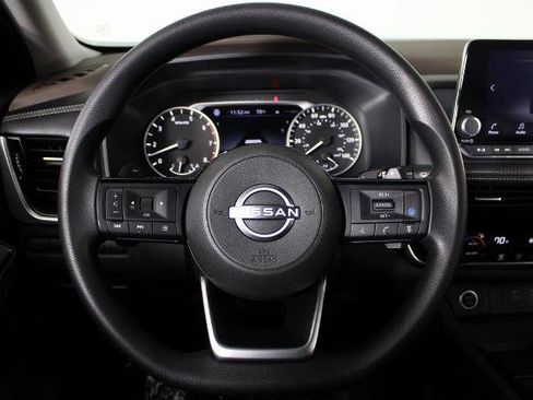 Certified 2022 Nissan Rogue SV image 22