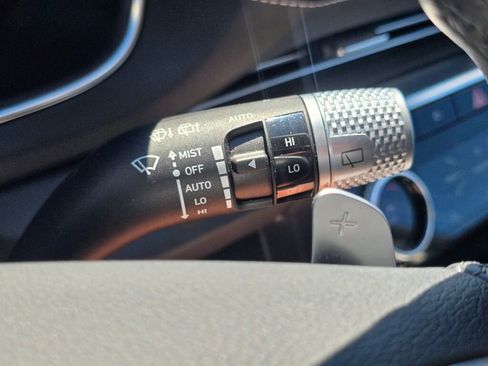 Used 2024 Genesis GV80 2.5T image 31