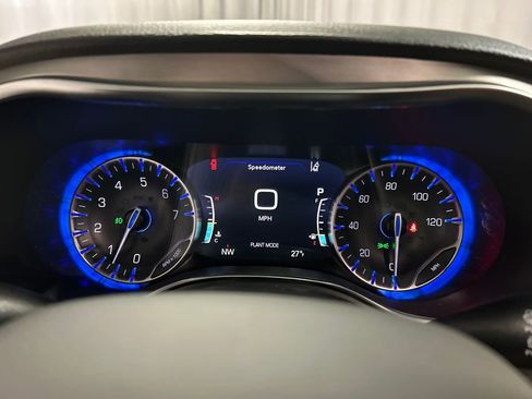 New 2026 Chrysler Pacifica Pinnacle image 14