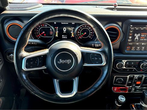 Used 2021 Jeep Gladiator Mojave image 11