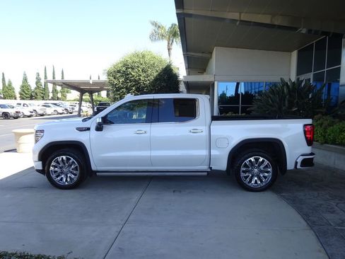 Certified 2024 GMC Sierra 1500 Denali w/ Denali Reserve Package AWD/4WD image 5