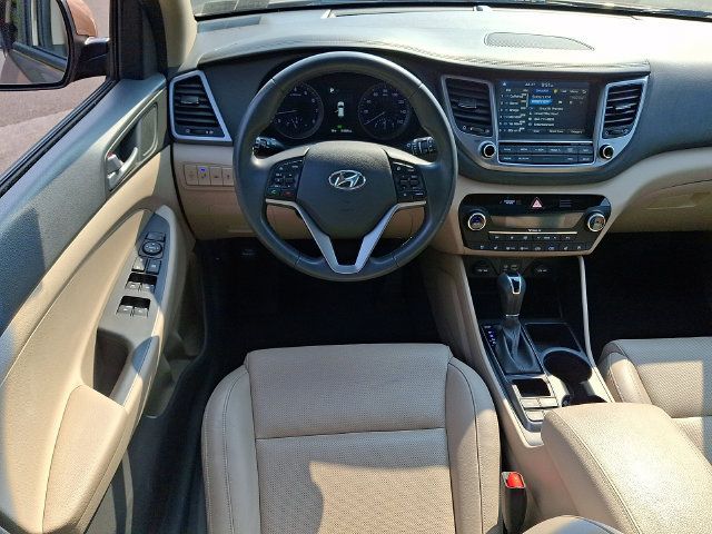 Used 2016 Hyundai Tucson Limited w/ Option Group 03 AWD/4WD image 11