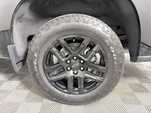 Used 2024 Chevrolet Silverado 1500 High Country w/ Midnight Edition AWD/4WD image 18