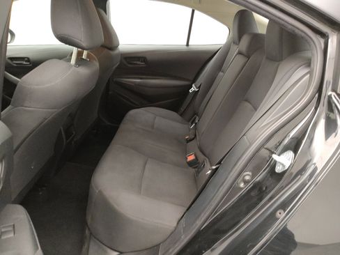 Used 2022 Toyota Corolla LE image 18