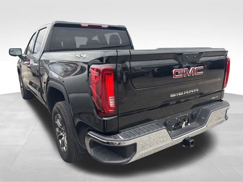 Certified 2025 GMC Sierra 1500 SLT image 14