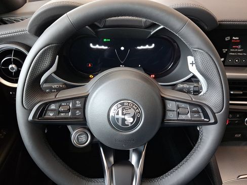 New 2026 Alfa Romeo Stelvio Sprint AWD/4WD image 4