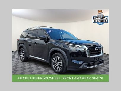 Used 2022 Nissan Pathfinder Platinum w/ Cargo Package
