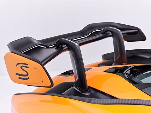 Used 2019 McLaren Senna RWD image 45