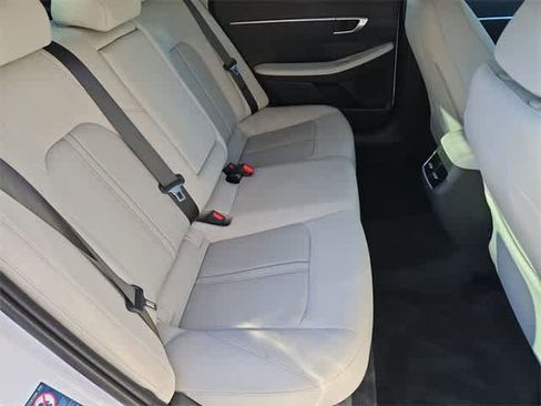 Certified 2023 Hyundai Sonata SEL w/ Convenience Package image 21