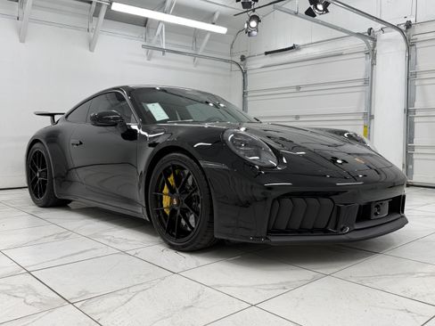 Certified 2026 Porsche 911 Carrera GTS RWD image 10