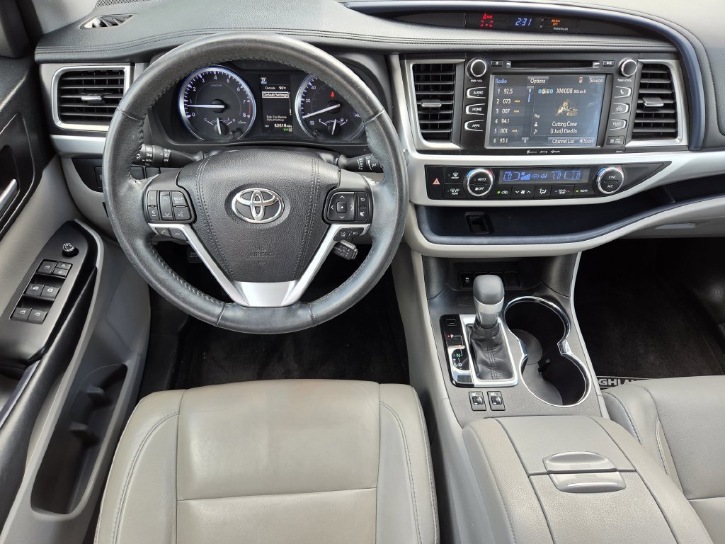 Used 2018 Toyota Highlander XLE FWD image 29