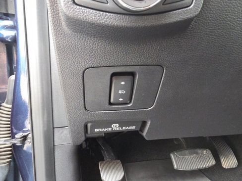 Used 2019 Ford F250 Lariat w/ Chrome Package image 20