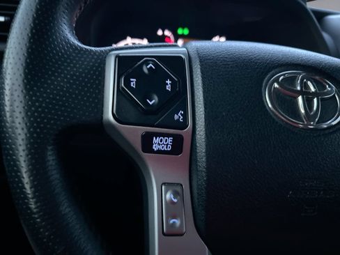 Used 2020 Toyota 4Runner SR5 Premium w/ Moonroof Package AWD/4WD image 16