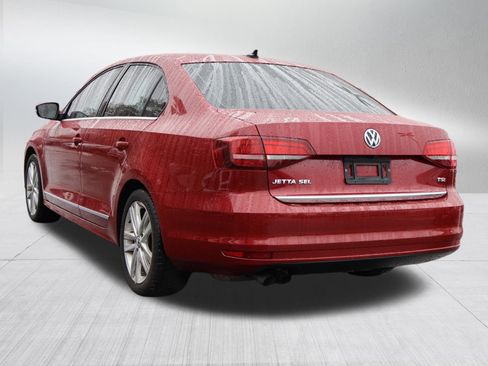 Used 2017 Volkswagen Jetta SEL image 5