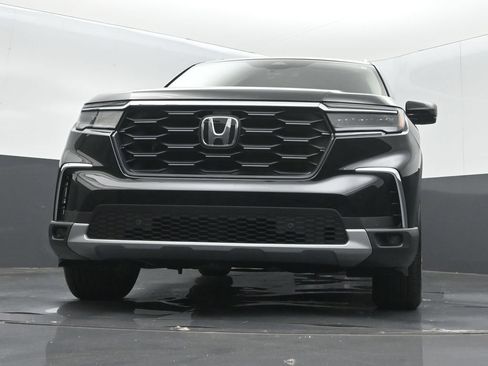 Certified 2025 Honda Pilot EX-L image 11