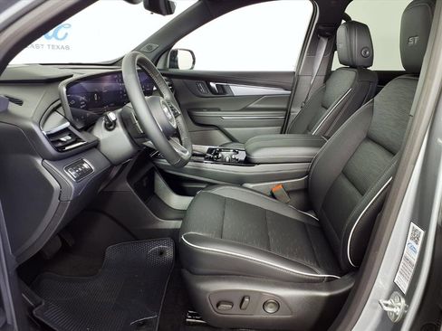 New 2026 Buick Enclave Sport Touring w/ Power Package image 17