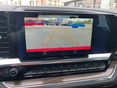 Used 2022 Chevrolet Silverado 1500 RST w/ Z71 Off-Road Package AWD/4WD image 19