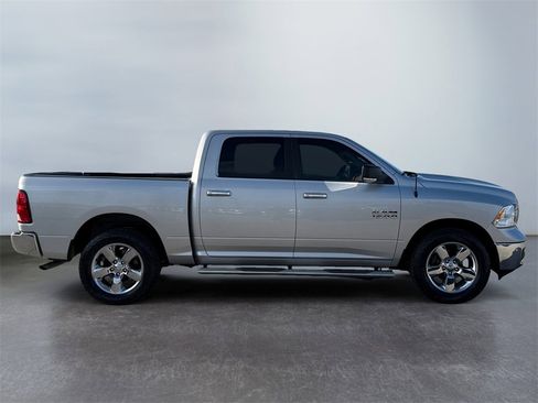 Used 2018 RAM 1500 Big Horn image 2