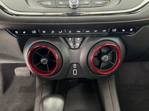 Used 2022 Chevrolet Blazer RS w/ Enhanced Convenience Package FWD image 16