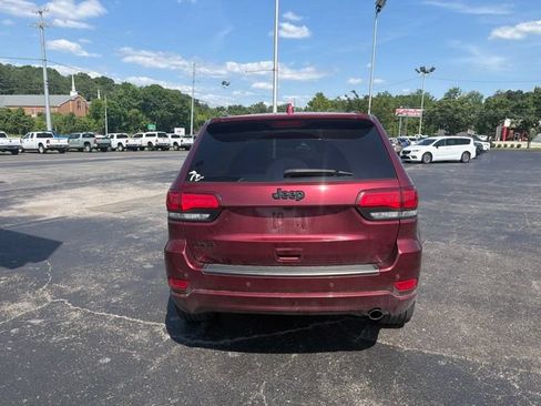 Used 2022 Jeep Grand Cherokee Laredo X AWD/4WD image 5