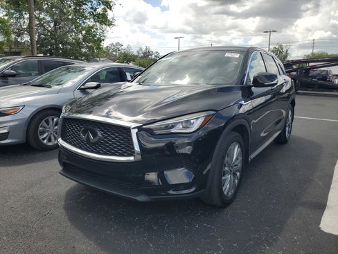 Used 2023 INFINITI QX50 Pure image 3