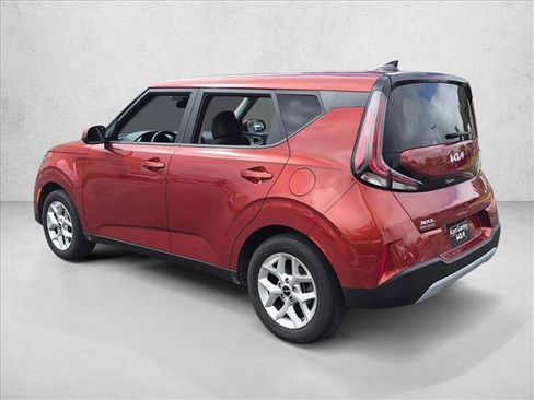 Used 2024 Kia Soul LX w/ Option Group 015 FWD image 6