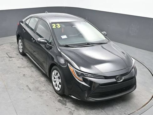 Used 2023 Toyota Corolla LE FWD image 16