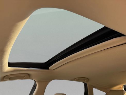 Used 2010 Honda Crosstour EX-L image 29