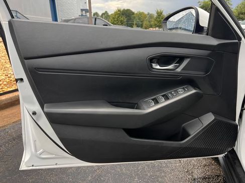 Used 2025 Honda Accord LX image 10